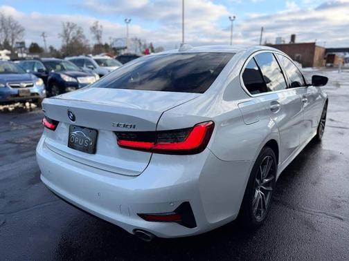 2019 BMW 330 xDrive