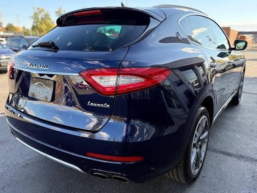 2017 Maserati Levante S