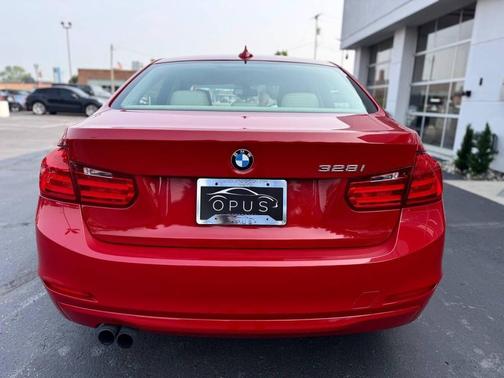 2012 BMW 328 328i 4dr Sedan