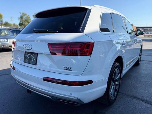2017 Audi Q7 3.0T Premium