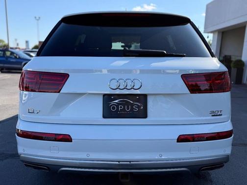 2017 Audi Q7 3.0T Premium
