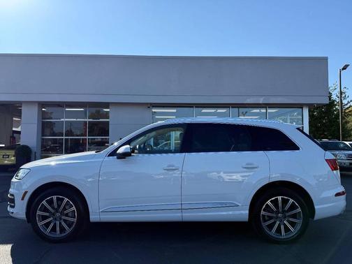 2017 Audi Q7 3.0T Premium