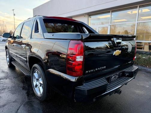 2013 Chevrolet Avalanche LTZ