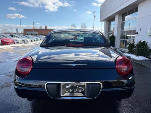 2004 Ford Thunderbird Deluxe