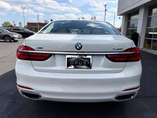 Alpine White 2017 BMW 740 xDrive