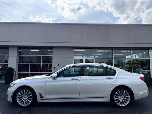 Alpine White 2017 BMW 740 xDrive
