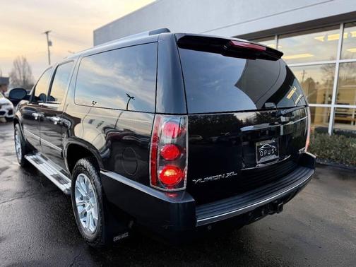 2013 GMC Yukon XL Denali