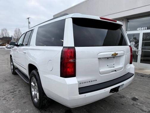 2018 Chevrolet Suburban LT