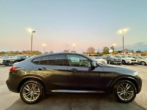 2019 BMW X4 xDrive30i