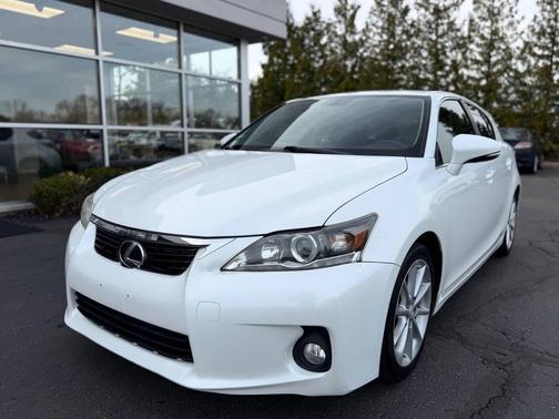 Starfire Pearl 2013 Lexus CT 200h Base 4dr Hatchback