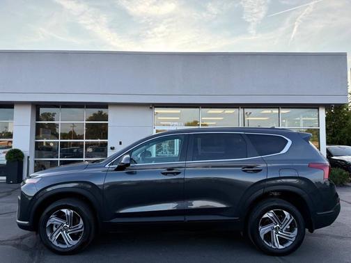 2023 Hyundai SANTA FE SE