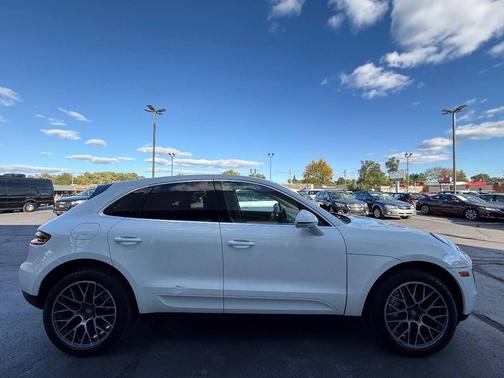 2016 Porsche Macan S