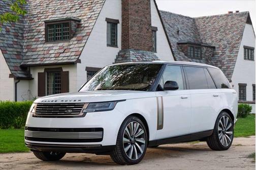 2022 Land Rover Range Rover P530 SV LWB AWD 4dr SUV (midyear release)