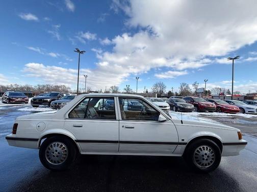1986 Cadillac Cimarron Base 4dr Sedan