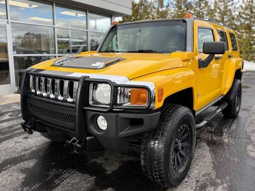 2006 Hummer H3 Base
