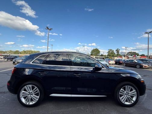 2018 Audi Q5 2.0T Premium Plus