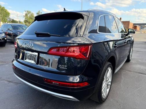 2018 Audi Q5 2.0T Premium Plus