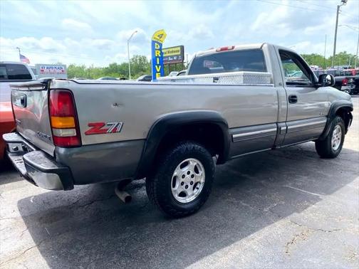 1999 Chevrolet Silverado 1500 LS