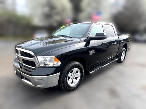 2022 RAM 1500 Classic SLT