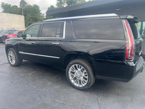 2020 Cadillac Escalade ESV Premium Luxury