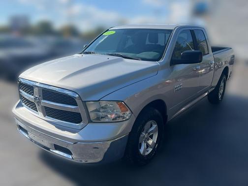 2013 RAM 1500 SLT