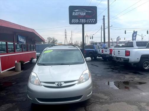 2009 Toyota Sienna XLE