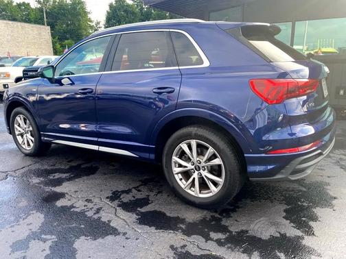 2022 Audi Q3 45 S line Premium
