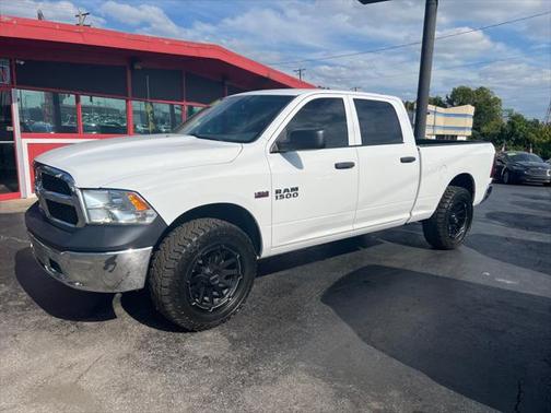 2016 RAM 1500 ST