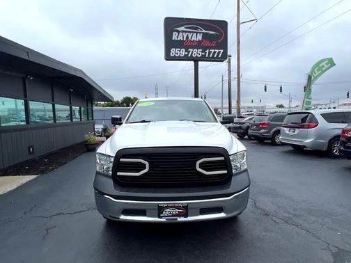 2016 RAM 1500 ST