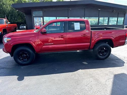 2021 Toyota Tacoma SR