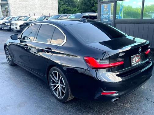 2019 BMW 330 330i Sedan