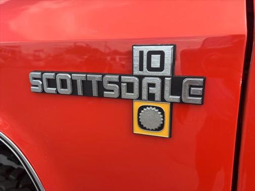 1986 Chevrolet C10/K10 Base