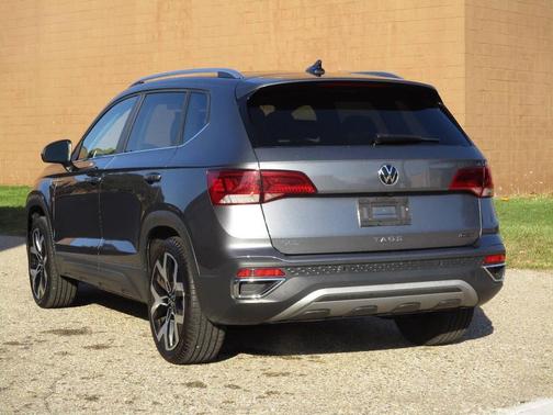 2022 Volkswagen Taos 1.5T SEL