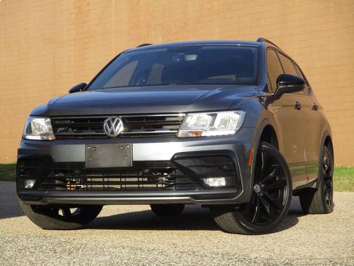 2021 Volkswagen Tiguan 2.0T SE R-Line Black