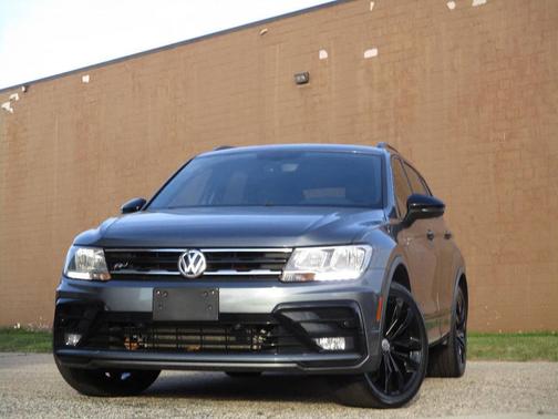 2021 Volkswagen Tiguan 2.0T SE R-Line Black