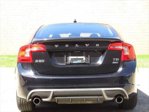 2012 Volvo S60 T6 R-Design