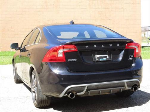 2012 Volvo S60 T6 R-Design