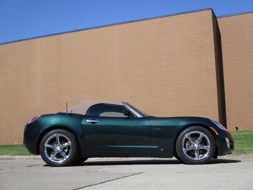 Forest Green 2008 Saturn Sky Base 2dr Convertible