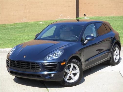 2018 Porsche Macan Base