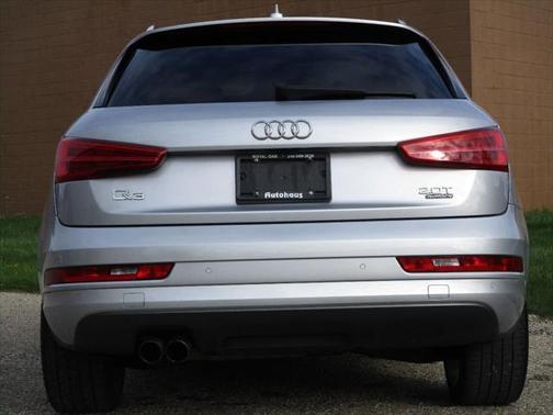 2017 Audi Q3 2.0T Premium Plus