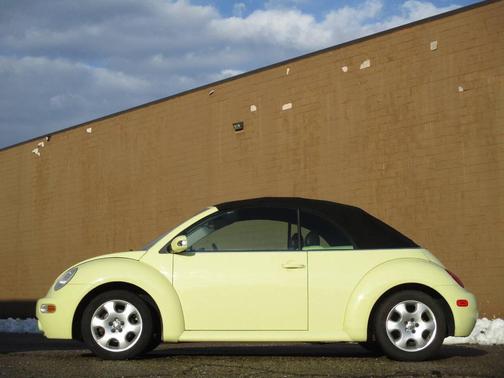 2003 Volkswagen New Beetle GLS