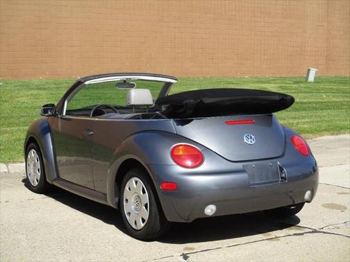 2004 Volkswagen New Beetle GL
