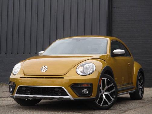 2016 Volkswagen Beetle 1.8T Dune