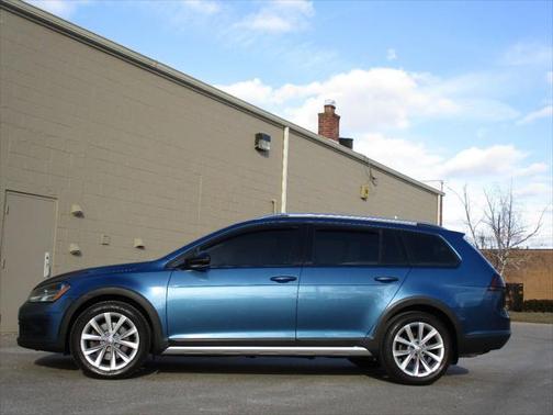 2017 Volkswagen Golf Alltrack TSI SE