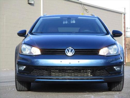 2017 Volkswagen Golf Alltrack TSI SE