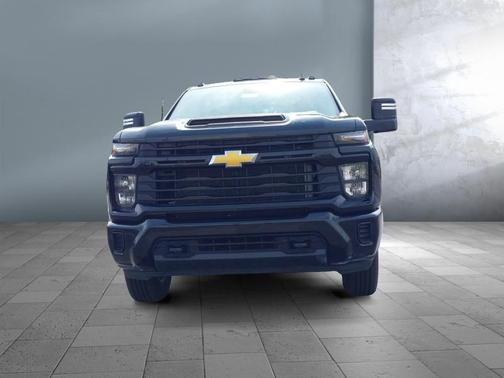 2024 Chevrolet Silverado 2500 Custom