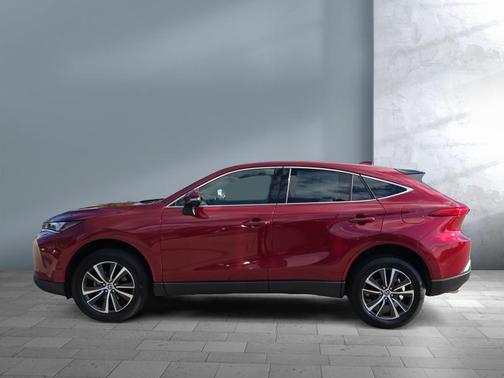 2022 Toyota Venza LE