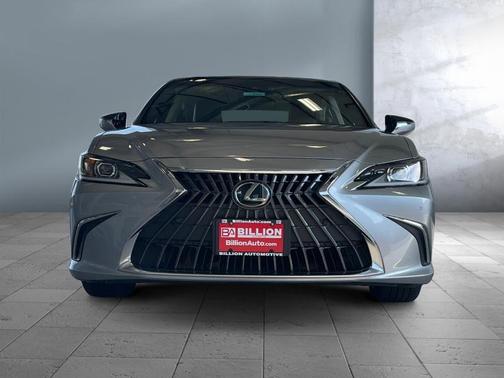 2022 Lexus ES 350 Base