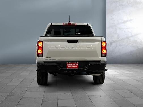 2025 Chevrolet Colorado WT