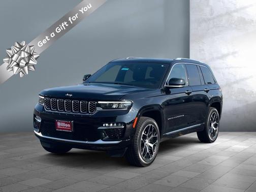 2022 Jeep Grand Cherokee Summit